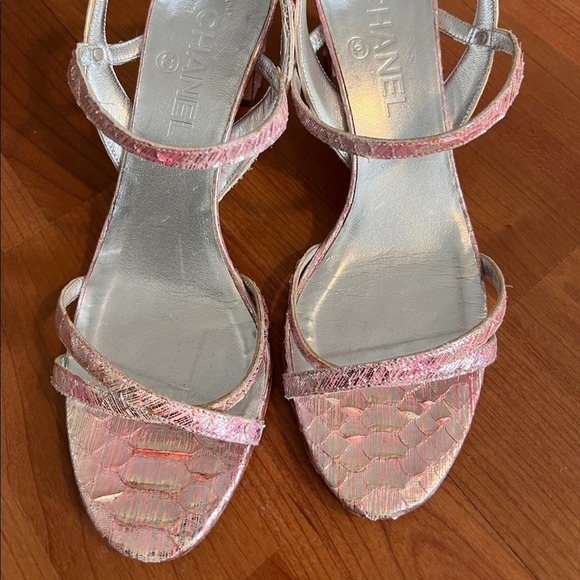 Chanel Multi-color Metallic Open Toe Snakeskin Slingback Silver Sandals Size 38 - Picture 1 of 15